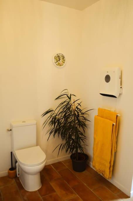 Apartmán Gite A La Ferme Chaleureux Civrac-de-Blaye Exteriér fotografie